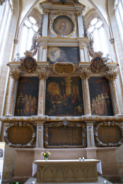 Barocker Altar im Dom zu Halle.